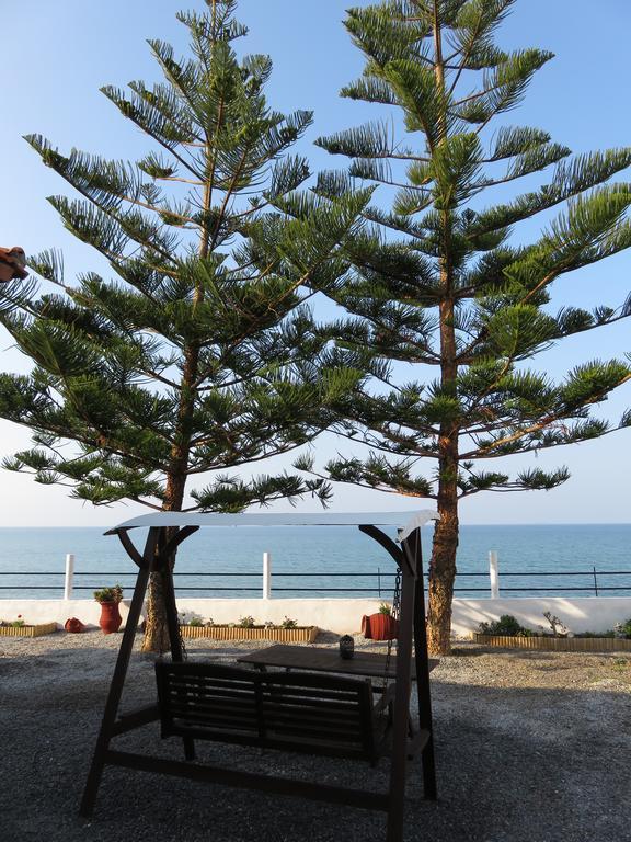 Frosso'S Sea Apartments Kokkini Hani Екстериор снимка