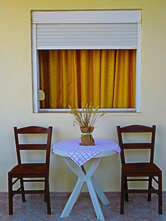Frosso'S Sea Apartments Kokkini Hani Екстериор снимка