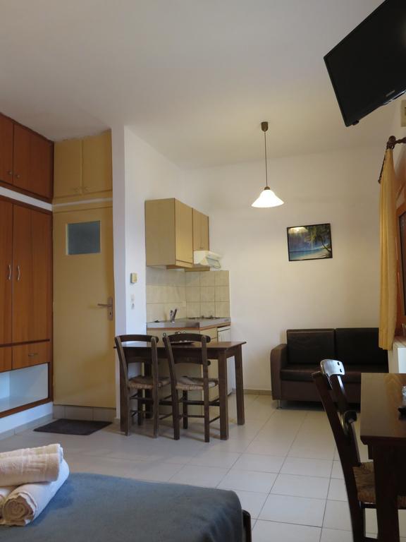 Frosso'S Sea Apartments Kokkini Hani Екстериор снимка