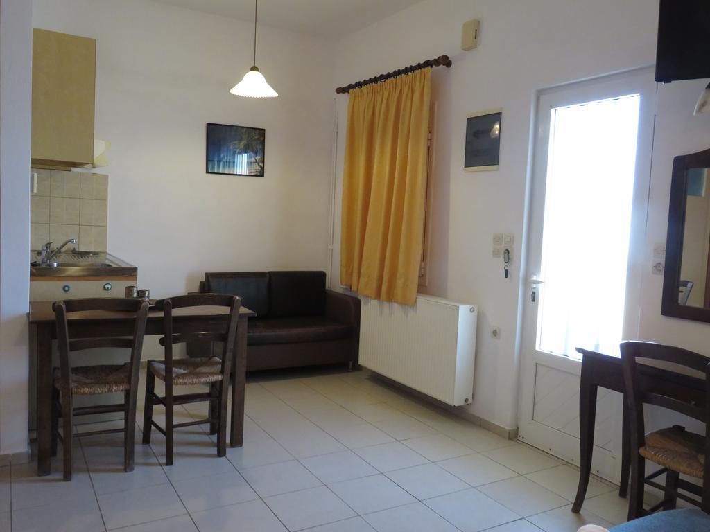 Frosso'S Sea Apartments Kokkini Hani Екстериор снимка